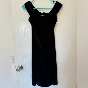 White House Black market LBD sz M